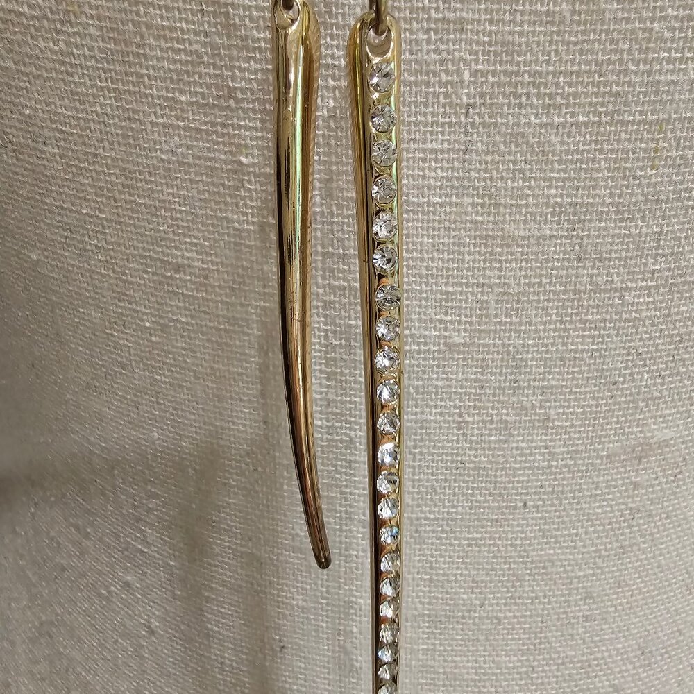 A.V. MAX Women Jewelry Necklaces